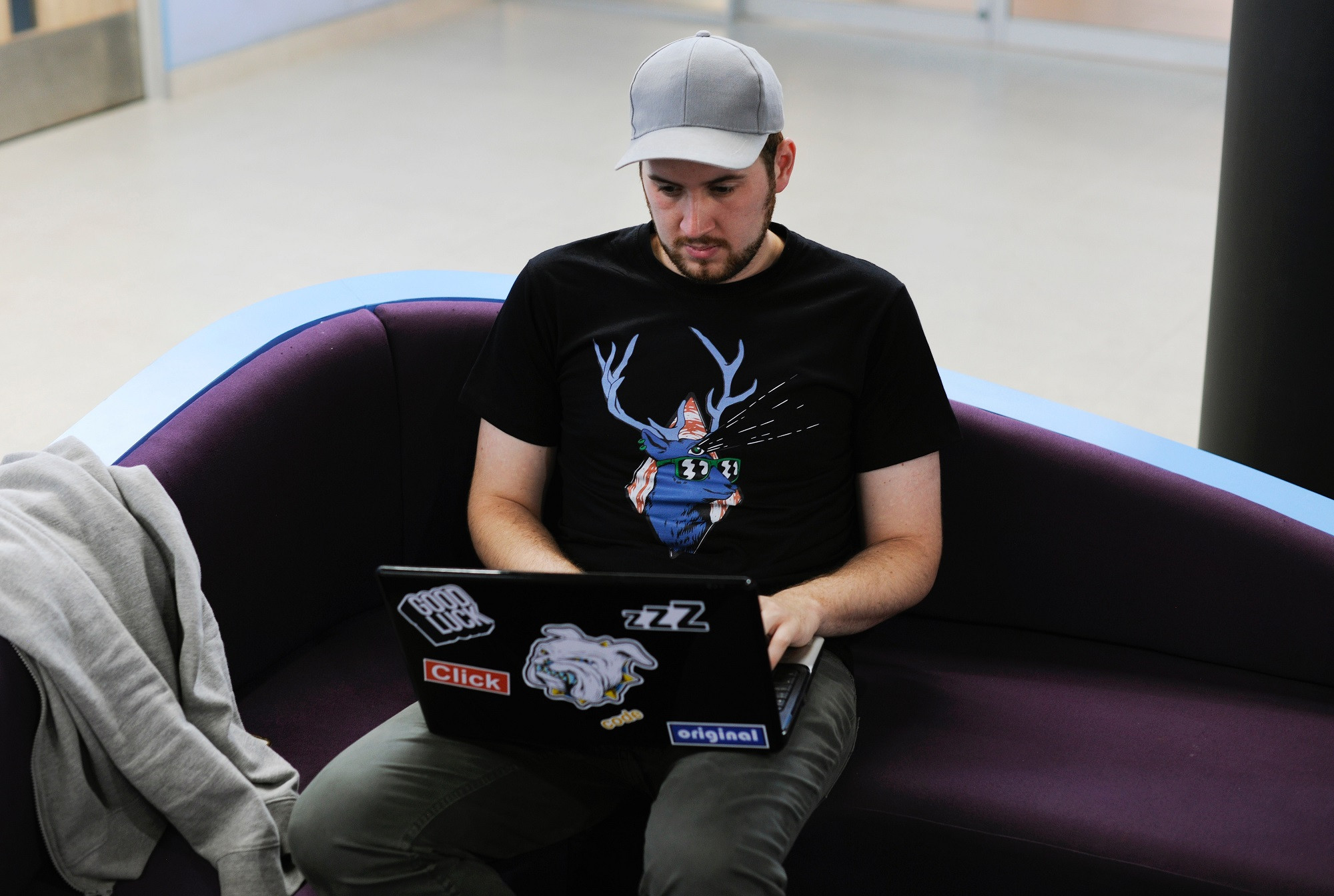 Programiści JavaScript pilnie poszukiwani! Bootcampy coraz lepszym źródłem kandydatów